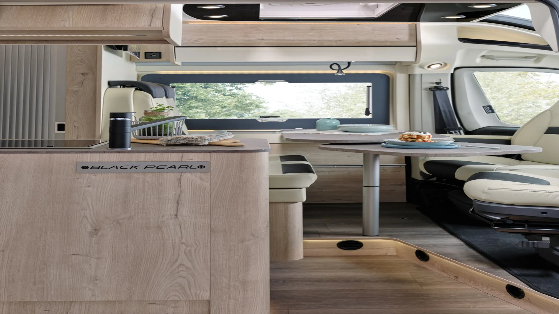 Fleurette Florium Black Pearl Kitchen