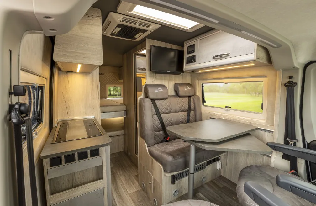 Mega Mobil Sport Inside