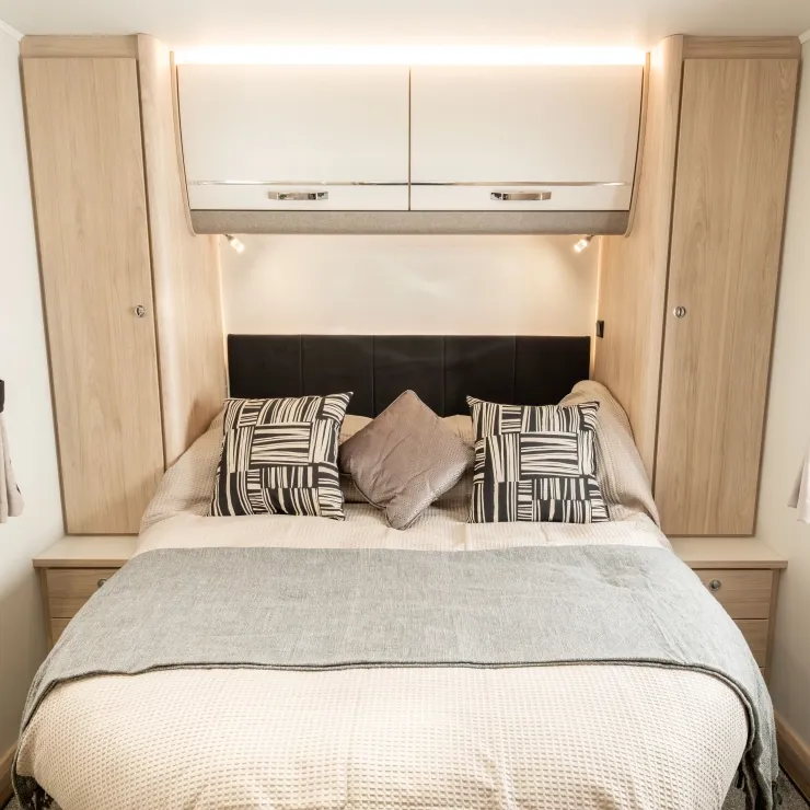 Elddis Avante Apex Caravan Bedroom