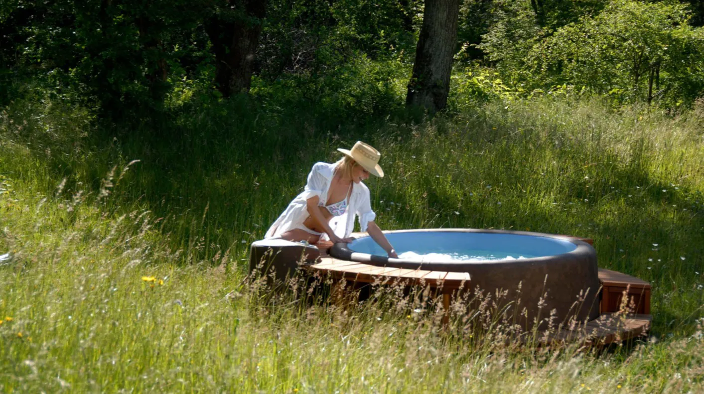 Hot Tubs Softubs Product