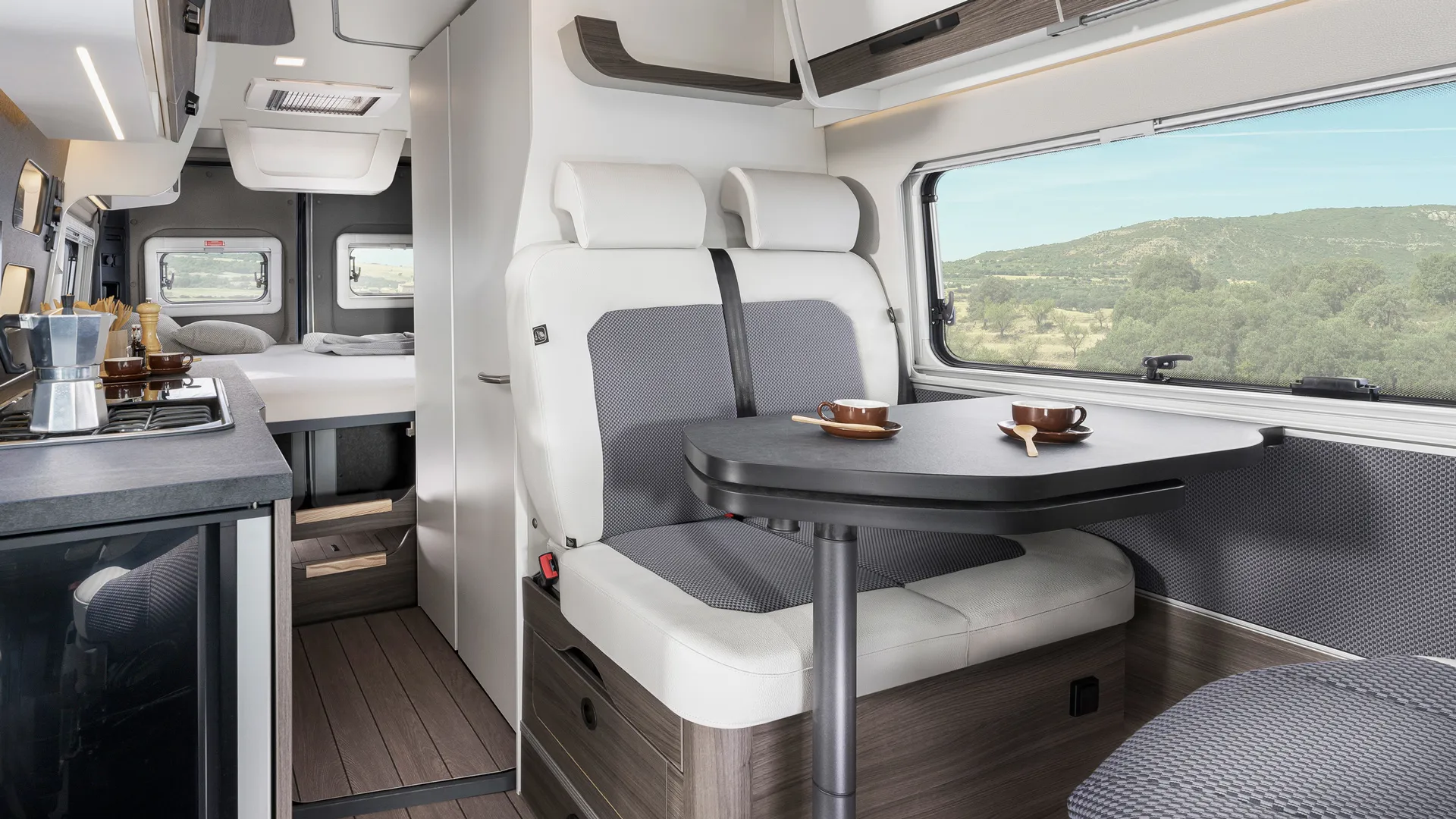 Vantourer Campervan 600D Umbau Variobad V1 Mj 2026