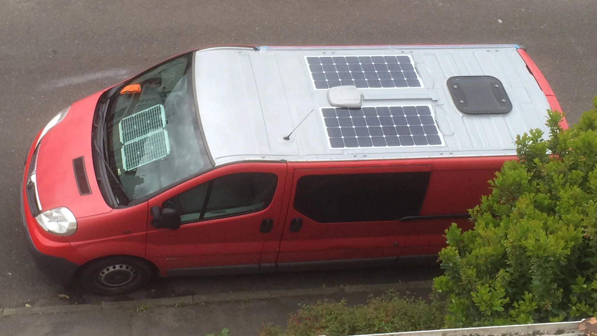 Photonic Universe Solar Off Grid Charging