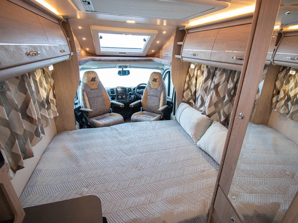 Auto Sleepers Nuevo EK Plus Sleeping