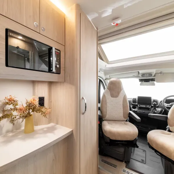 Elddis Avalon Evolve Motorhome Inside Front