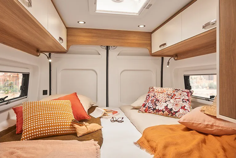 Pilote Premium V630J Bed