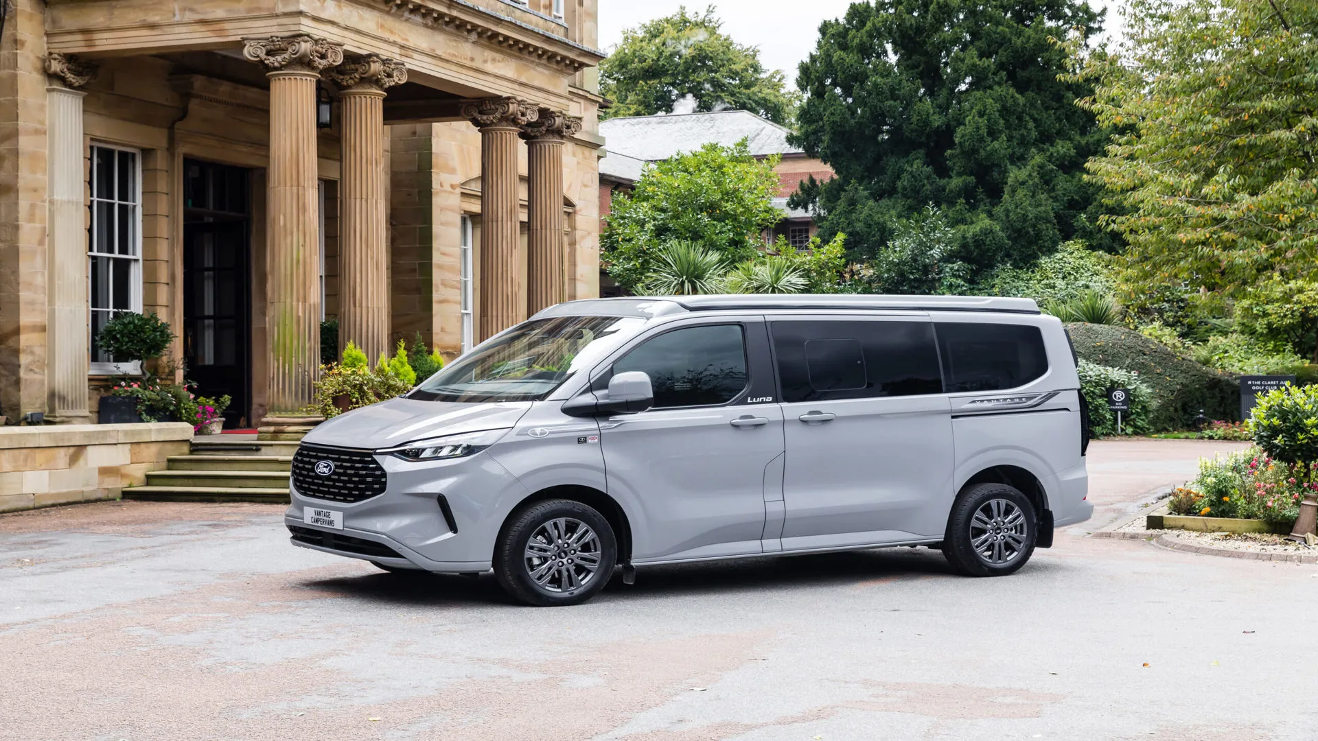 Vantage Lunar Campervan Ford