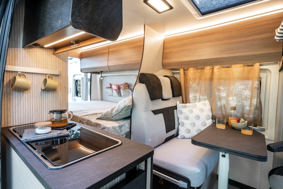 Rimor Horus Campervan Lounge