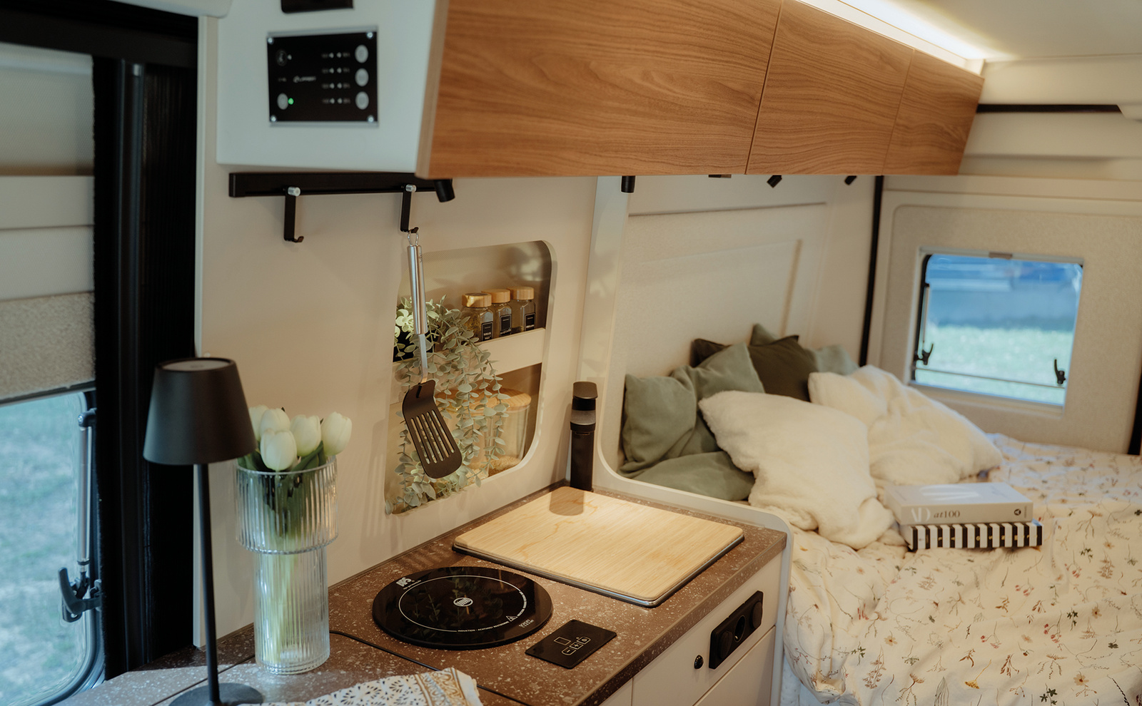 buerstner-papillon-pc-6-0-tizianred-lifestyle-MichelleRauber-DRUCK-052-Screen.jpg