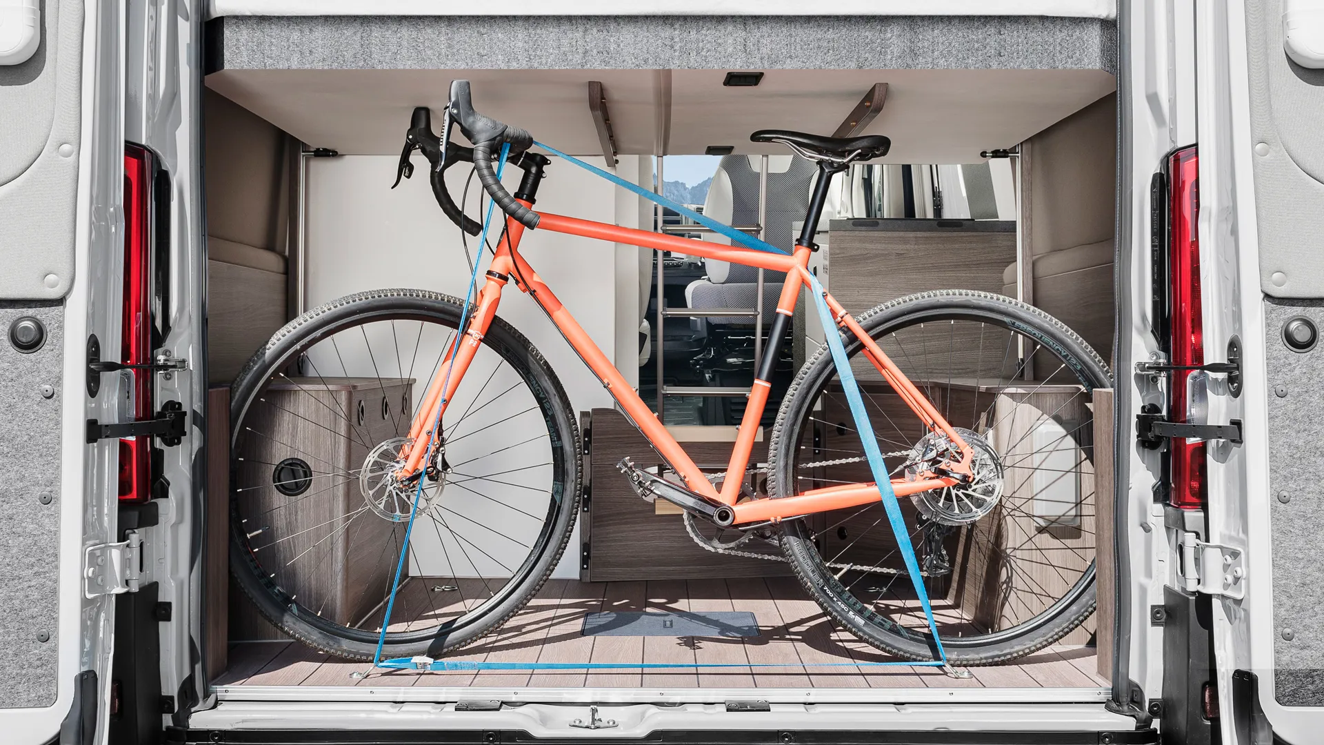 Vantourer Campervan 540D Beladung Fahrrad Unter Hubbett Mj 2026