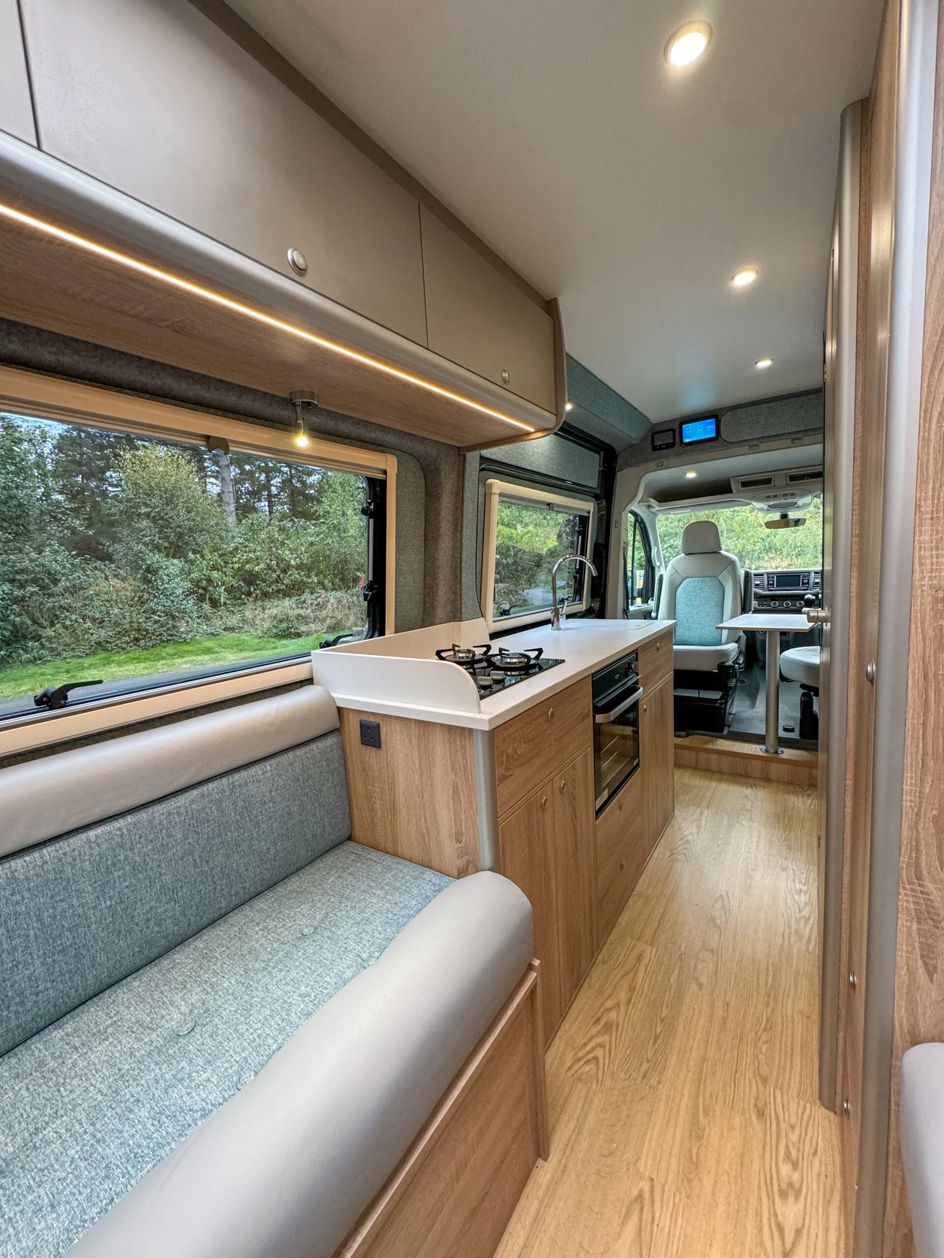 Rolling Homes Darwin EL Inside View