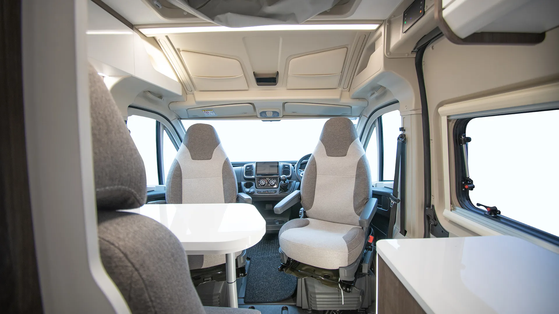 Benivan 161 Back To Front