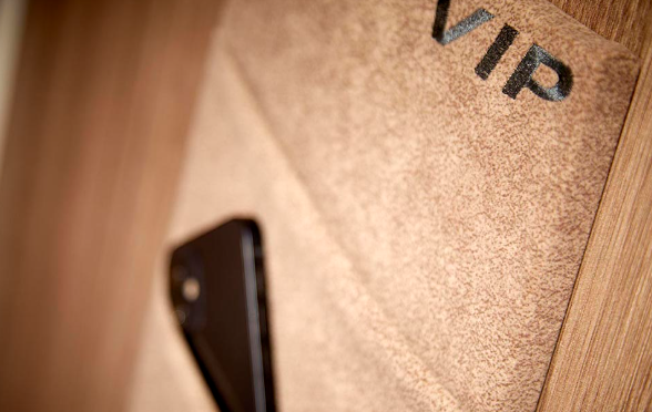 Coachman VIP Internal